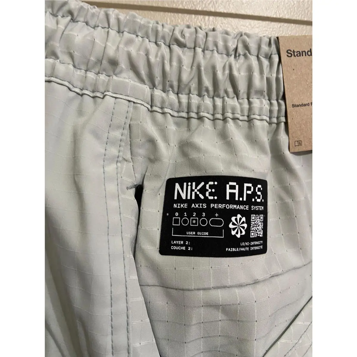 Nike clothing - Light Silver 3