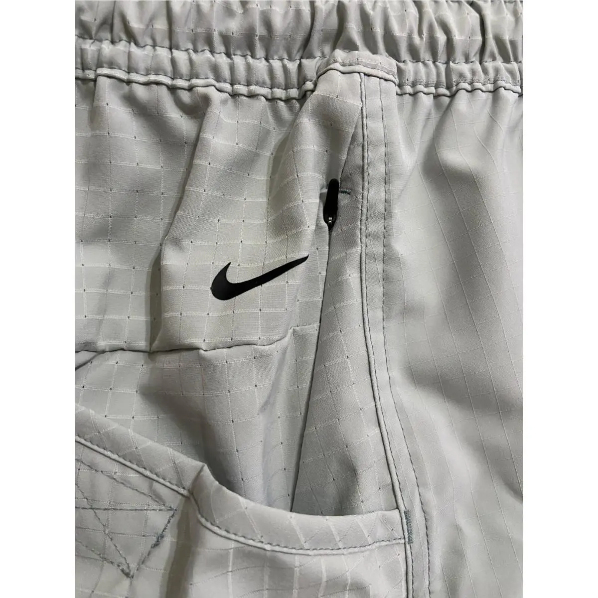 Nike clothing - Light Silver 6