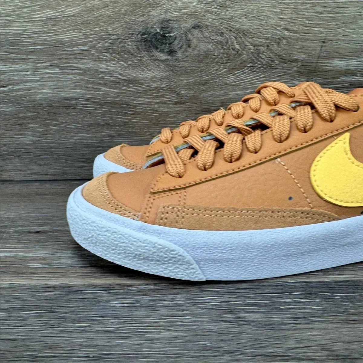 Nike shoes - Nike Blazer Low `77 - Blazer Low - White 9