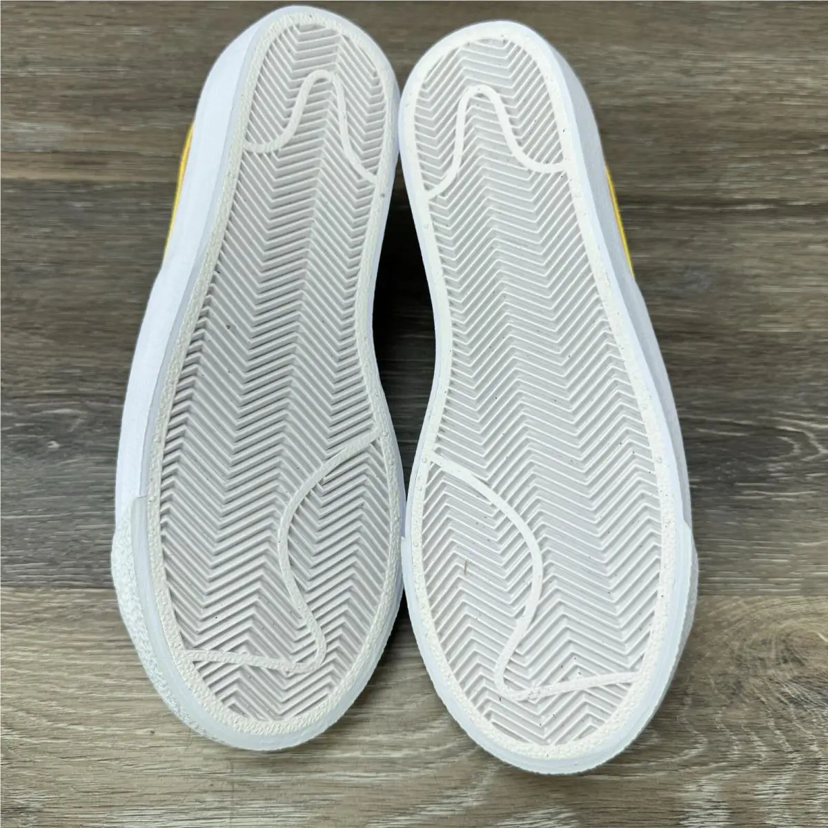 Nike shoes - Nike Blazer Low `77 - Blazer Low - White 11