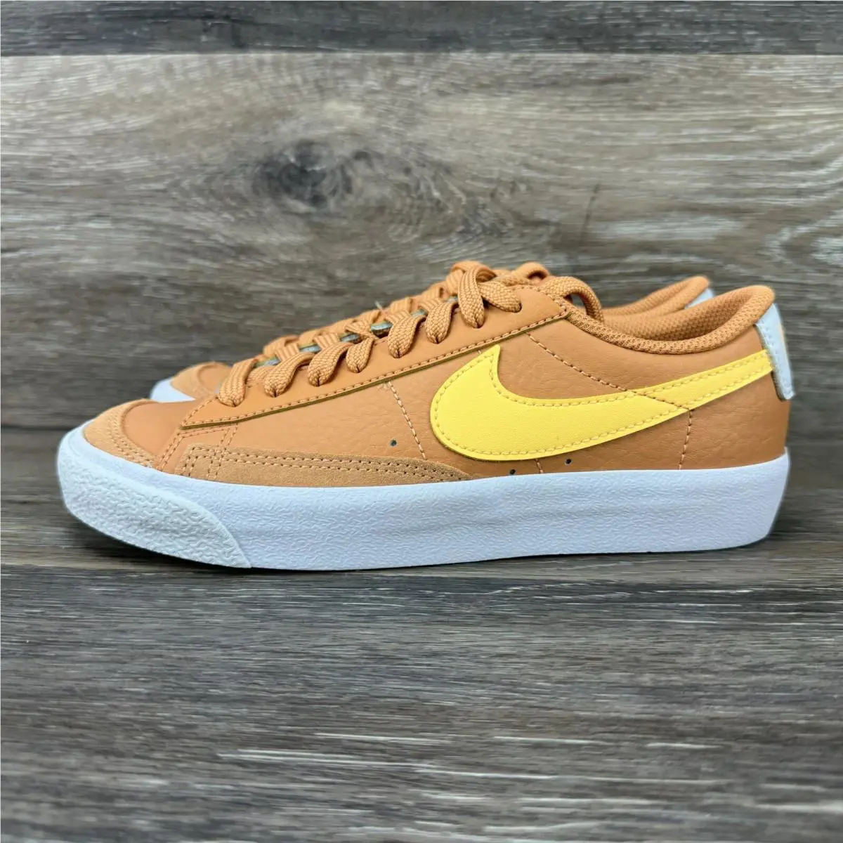 Nike shoes - Nike Blazer Low `77 - Blazer Low - White 5