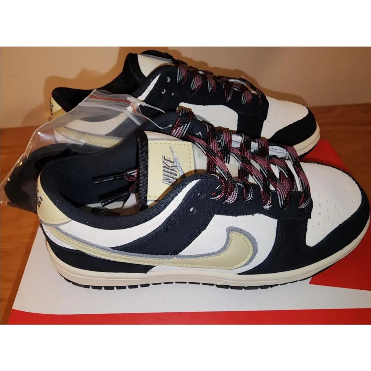 Nike shoes - Nike Dunk Low - Dunk Low - DV3054001 - BLACK GOLD 0