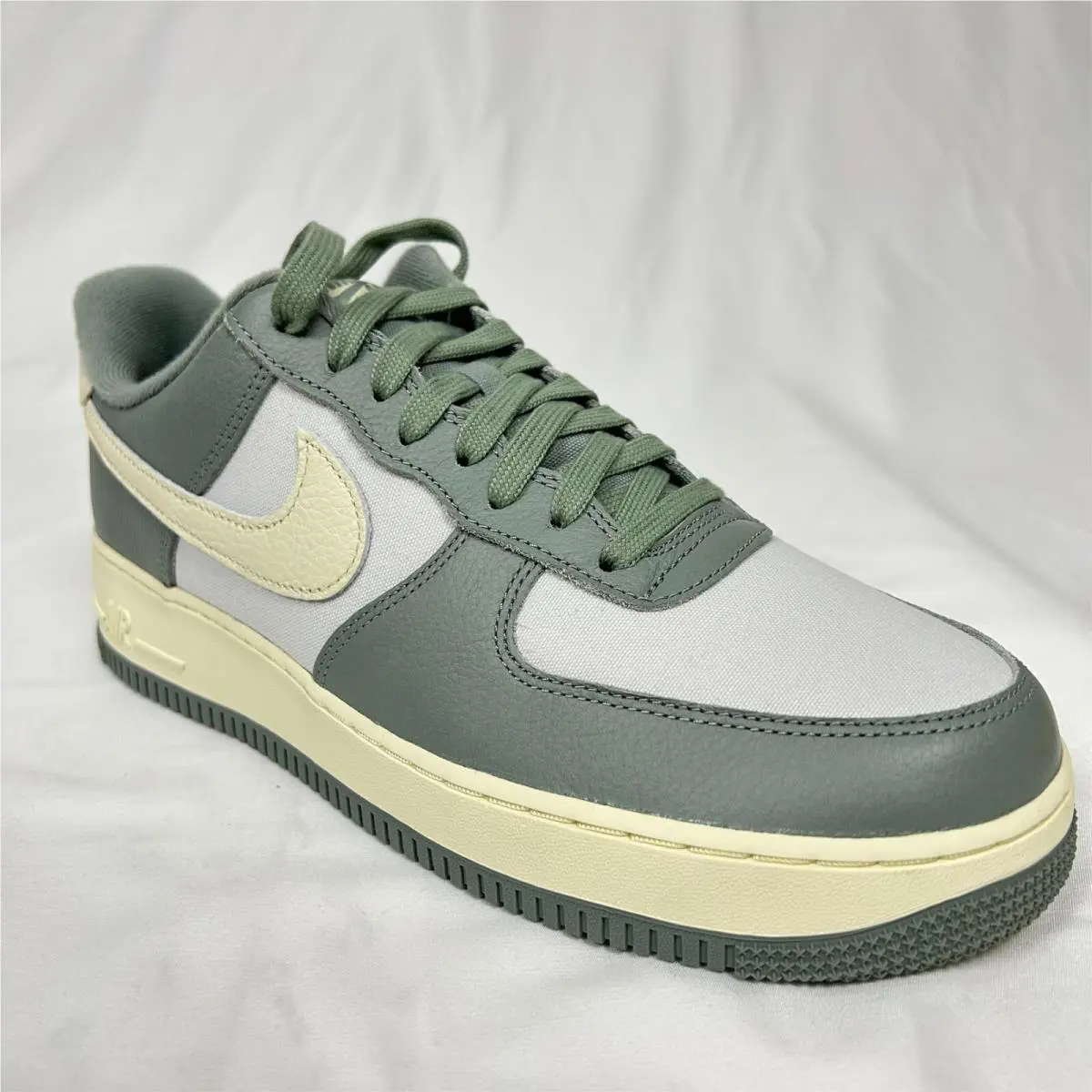 Nike shoes - Nike Air Force 1 - Air Force - DV7186-300 - Green 0