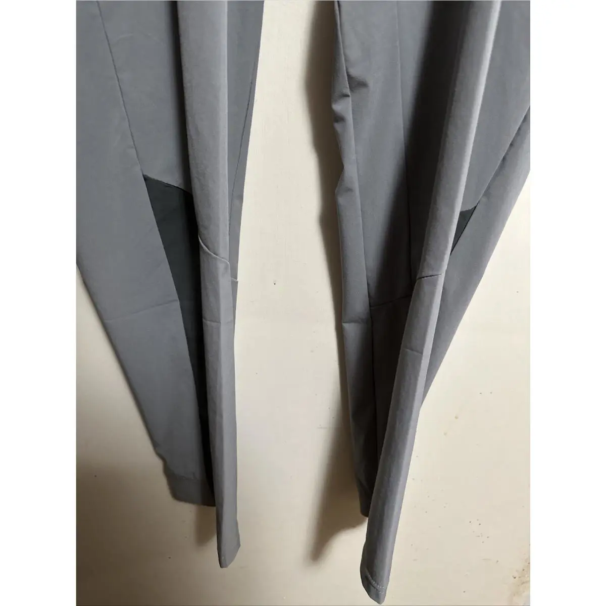 Nike clothing - CJ 2218 - 084 - CJ2218084 - Gray (UPC: 0193655206719) 3
