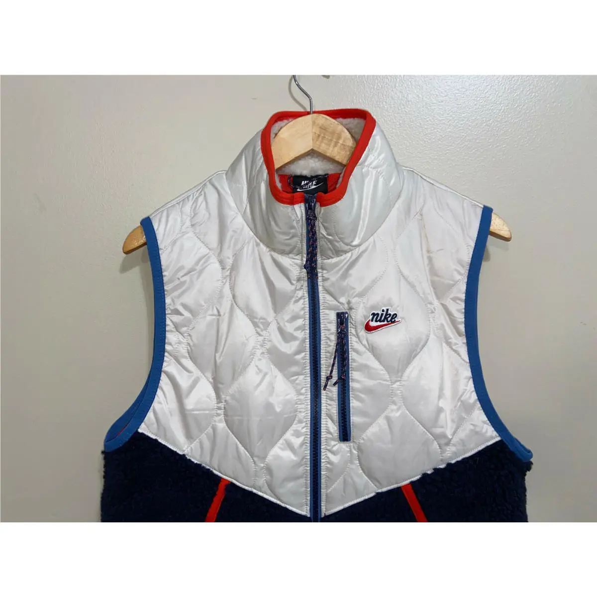 Nike clothing - Heritage - Heritage - Multicolor (UPC: 194498706398) 0