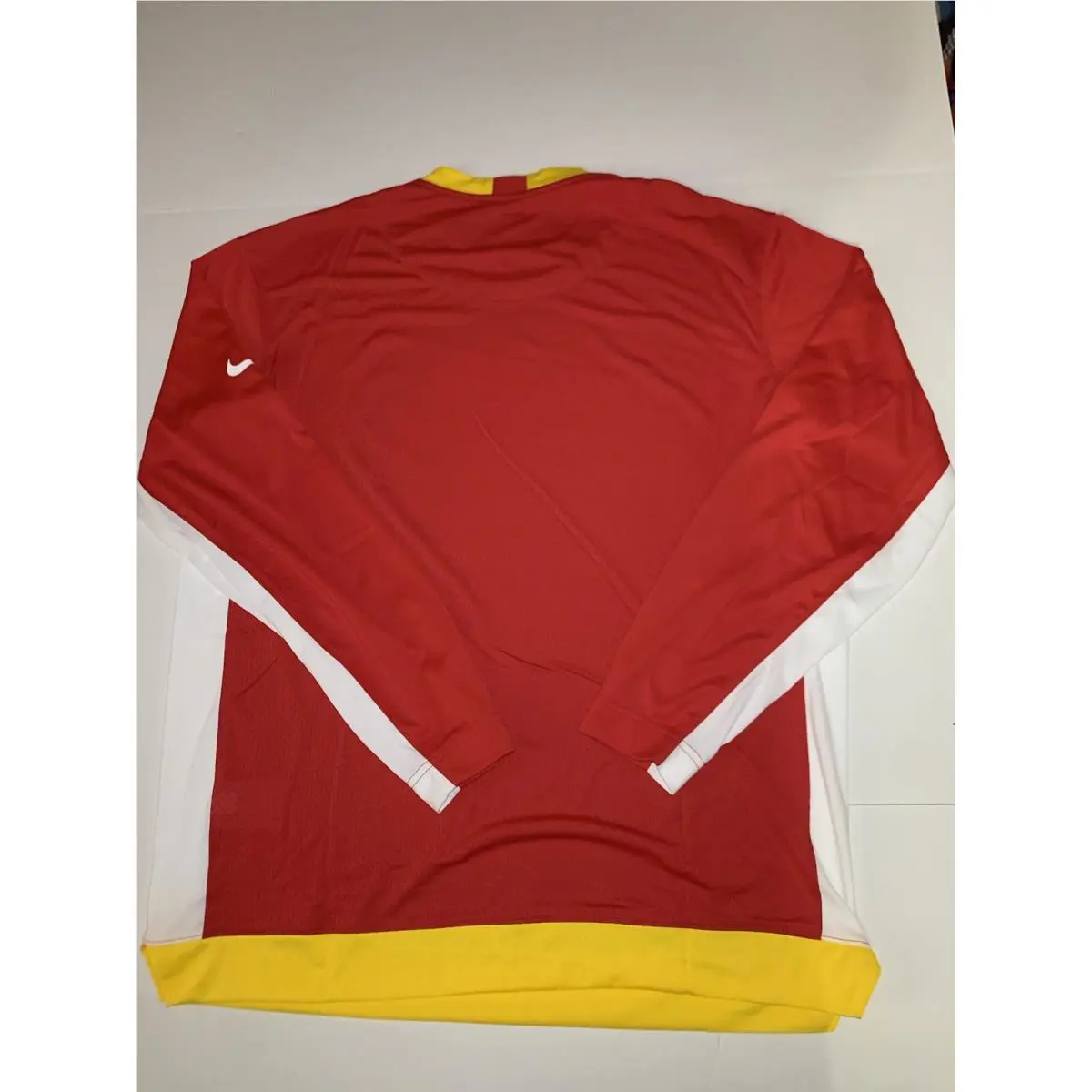 Nike clothing - Red 3