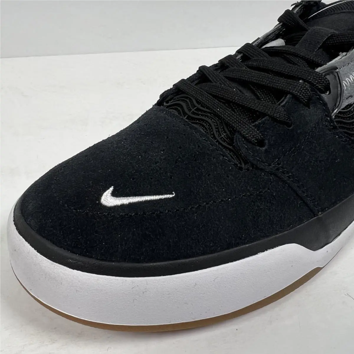 Nike shoes - Nike SB Ishod - Ishod - DC7232-001 - Black (UPC: 195242390610) 8