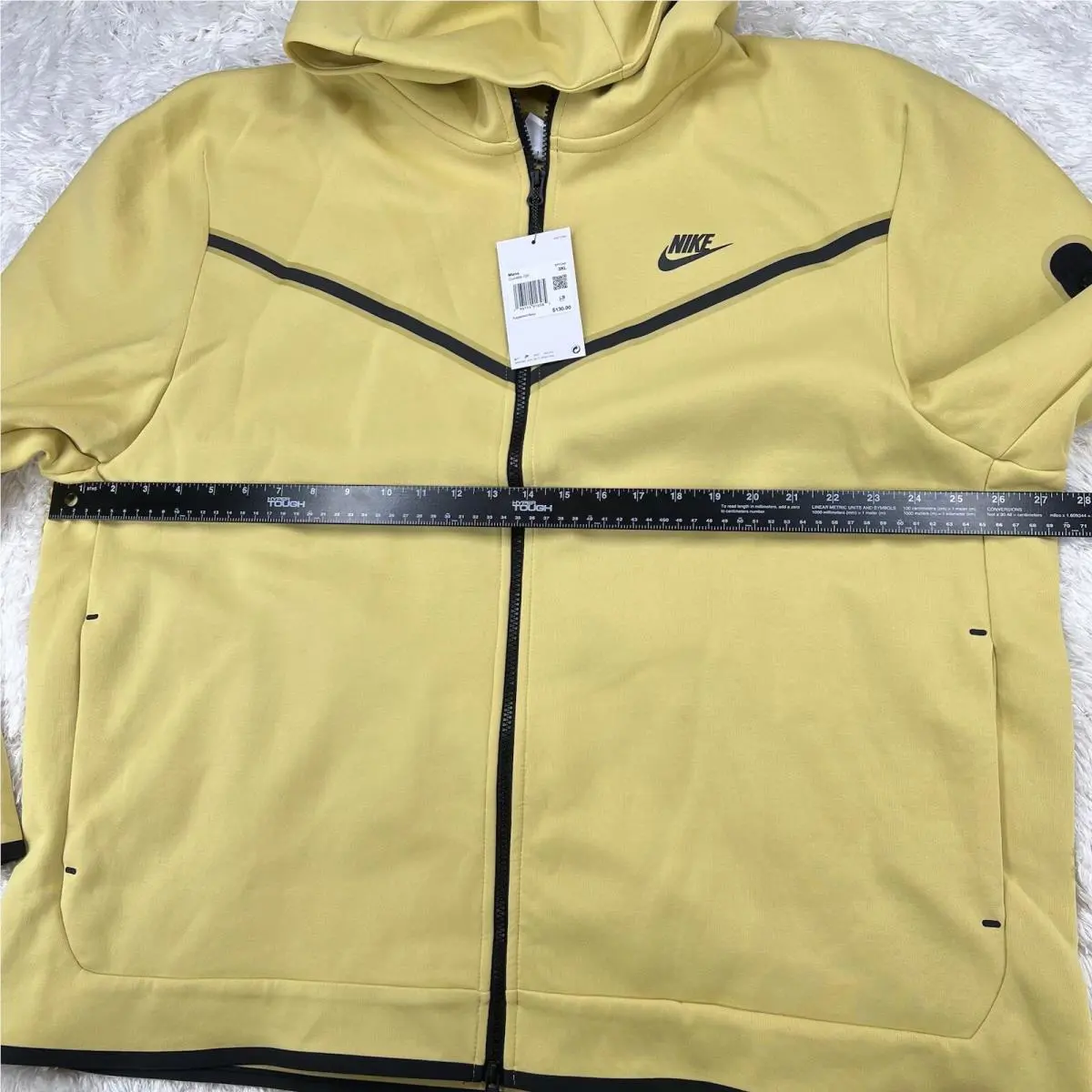 Nike clothing - Yellow 3