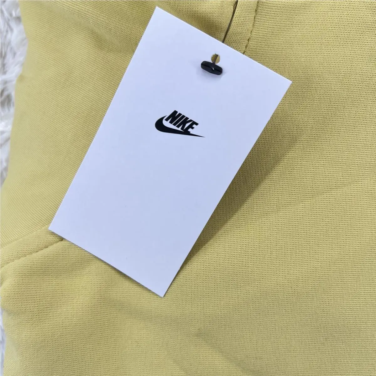 Nike clothing - Yellow 5