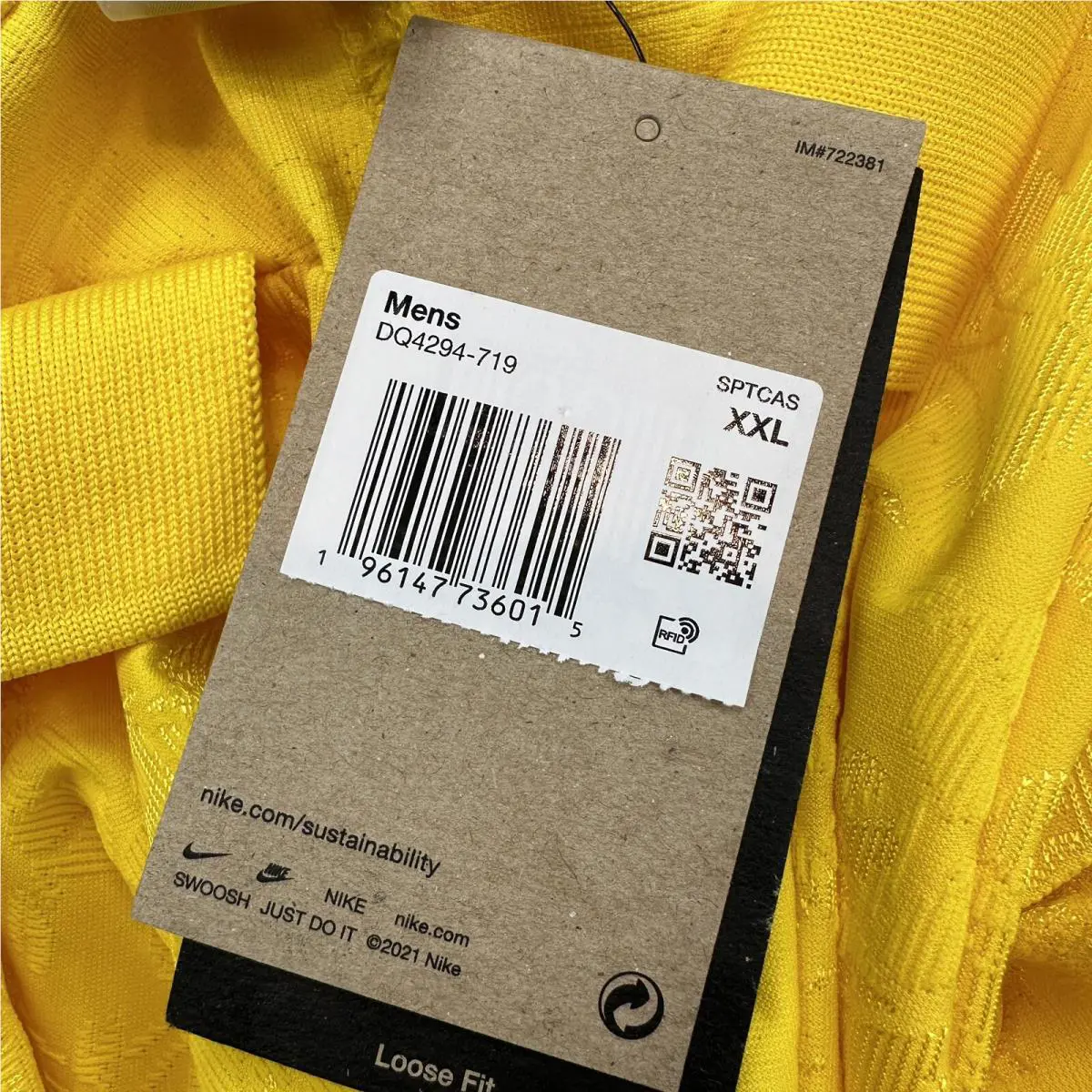 Nike clothing - Tech - Tech - Yellow 12
