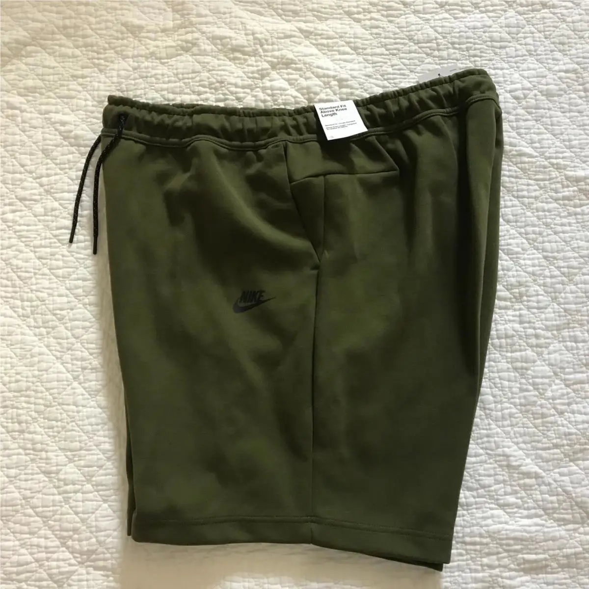 Nike clothing - Sportswear Tech - Sportswear Tech - Green (UPC: 195238927578) 5