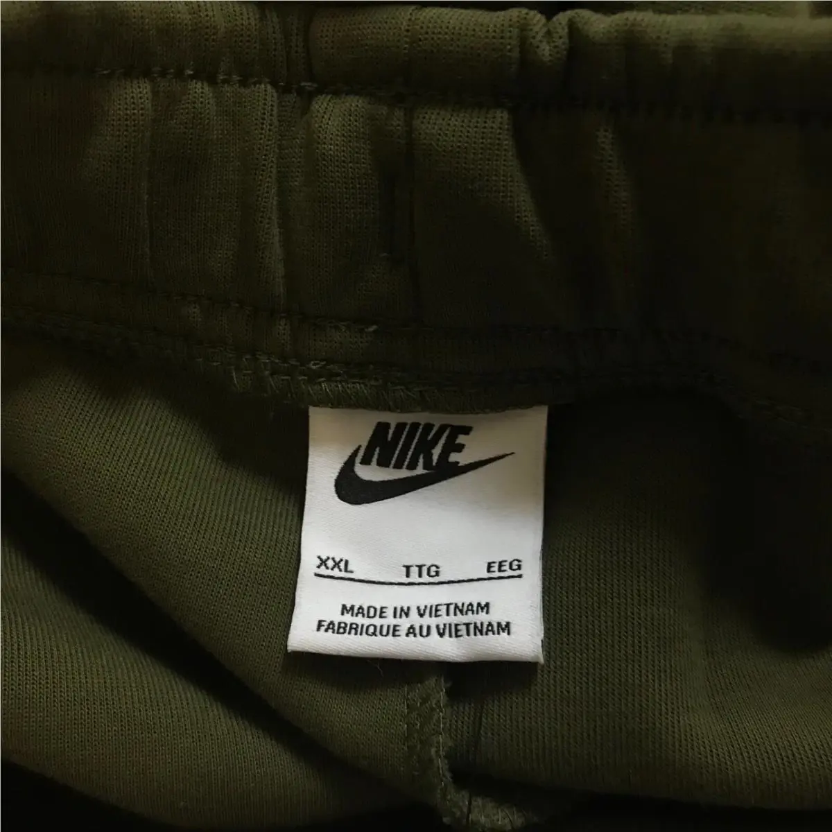 Nike clothing - Sportswear Tech - Sportswear Tech - Green (UPC: 195238927578) 7