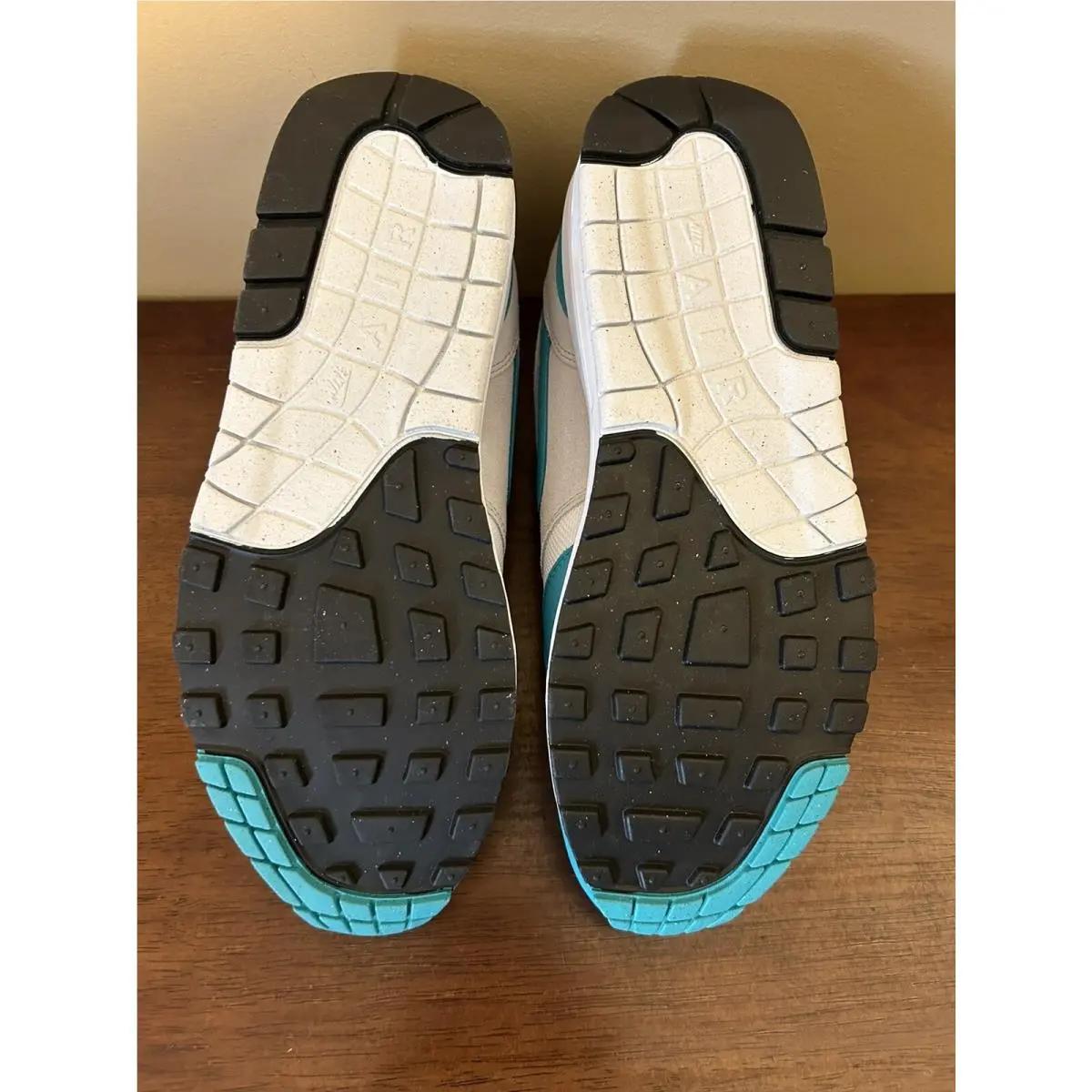 Nike shoes - Nike Air Max 1 - Air Max - DZ4549-001 - Jade Green 3