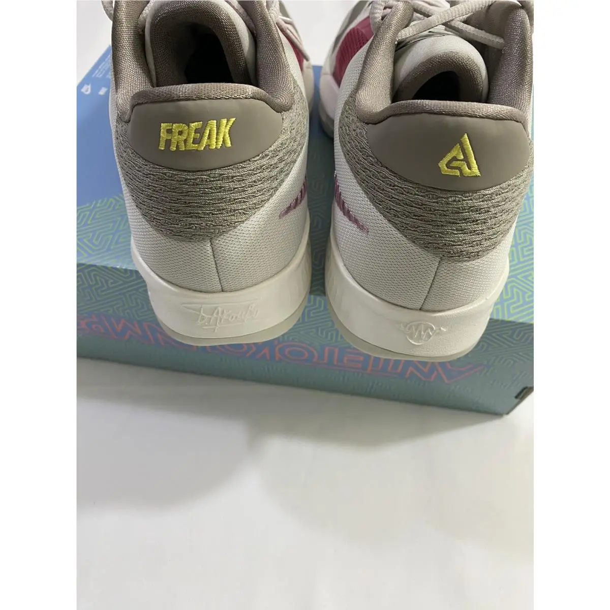 Nike shoes - Nike Zoom Freak - Zoom Freak - DJ6149-002 - Light Bone (UPC: 0196149034010) 11