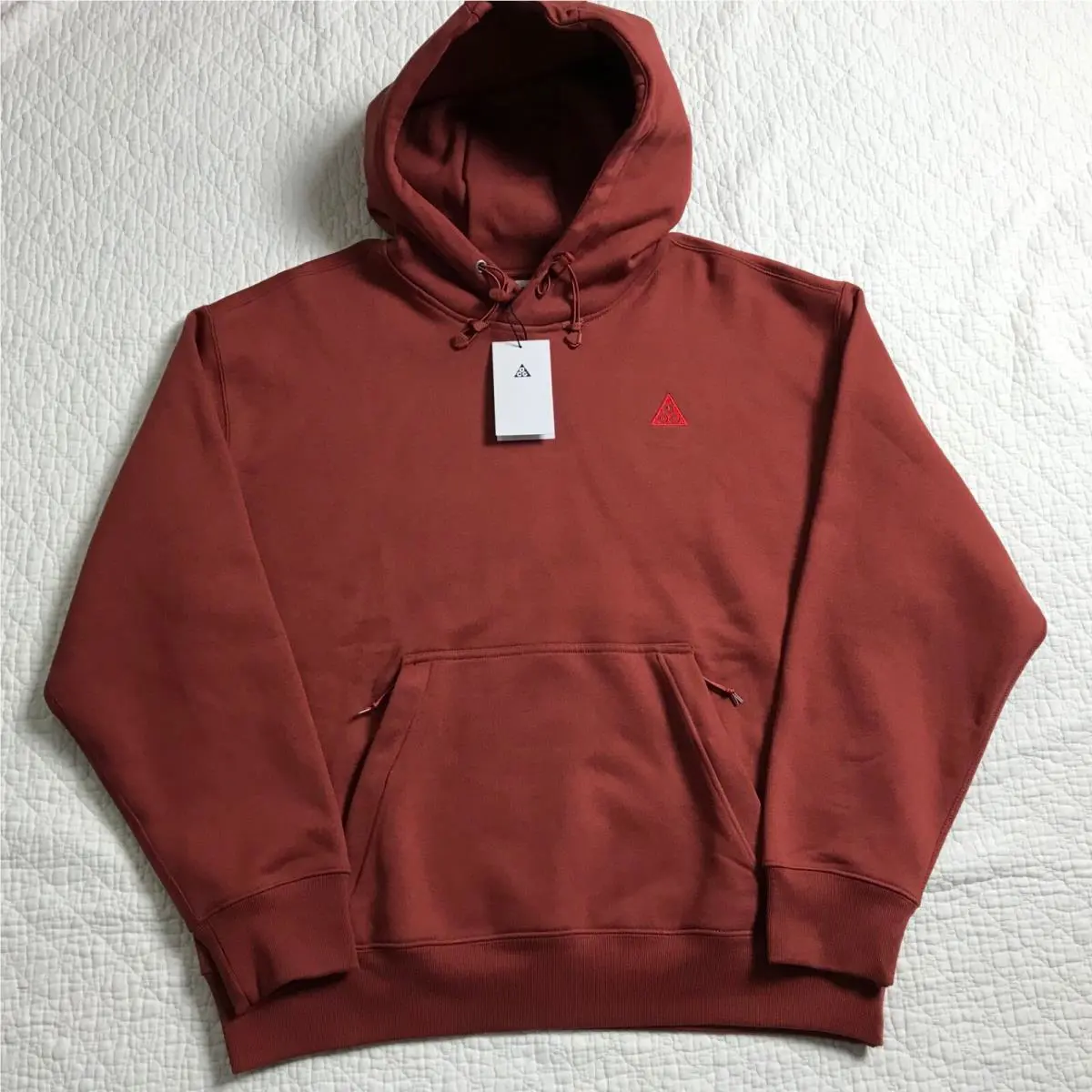 Nike clothing - Rust (UPC: 195238870584) 3