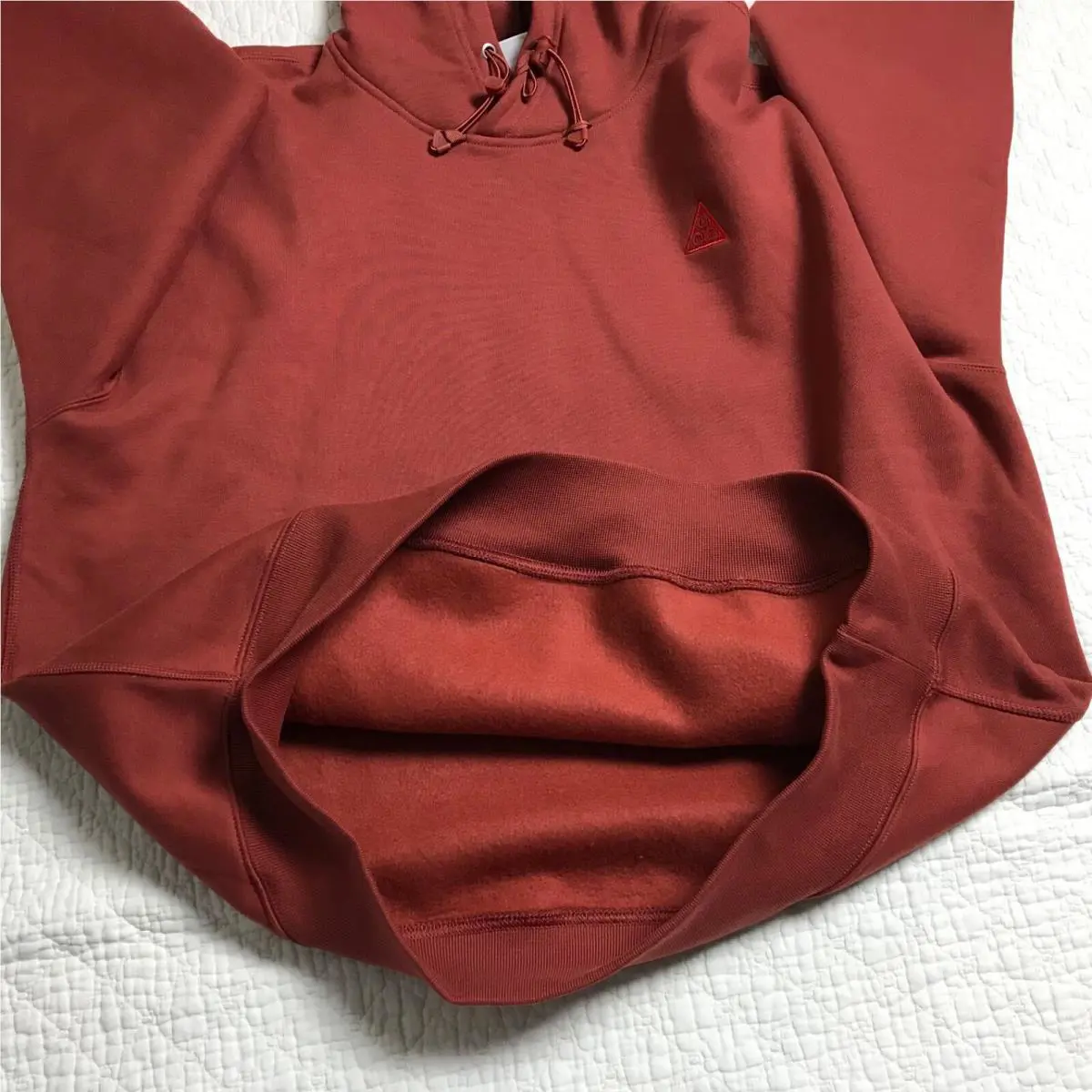 Nike clothing - Rust (UPC: 195238870584) 4