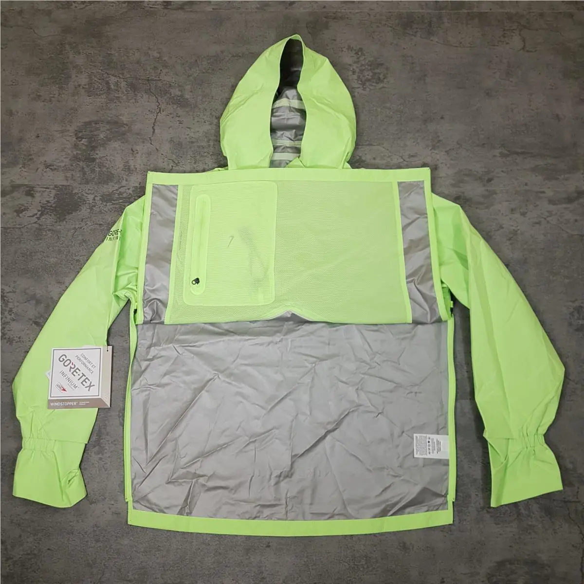 Nike clothing - Green 1