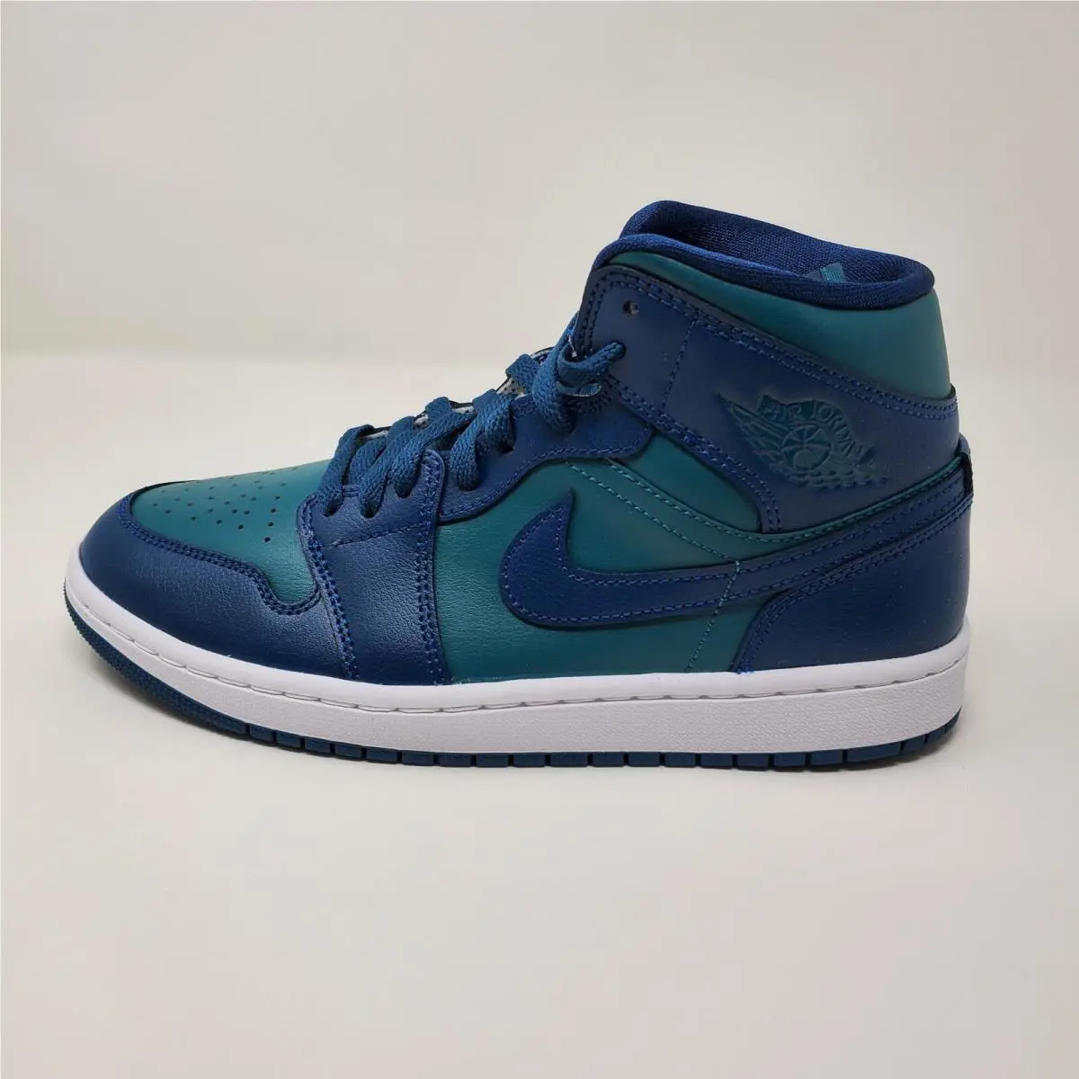 Nike shoes - Air Jordan 1 Mid - Air Mid - BQ6472-301 - Blue 3
