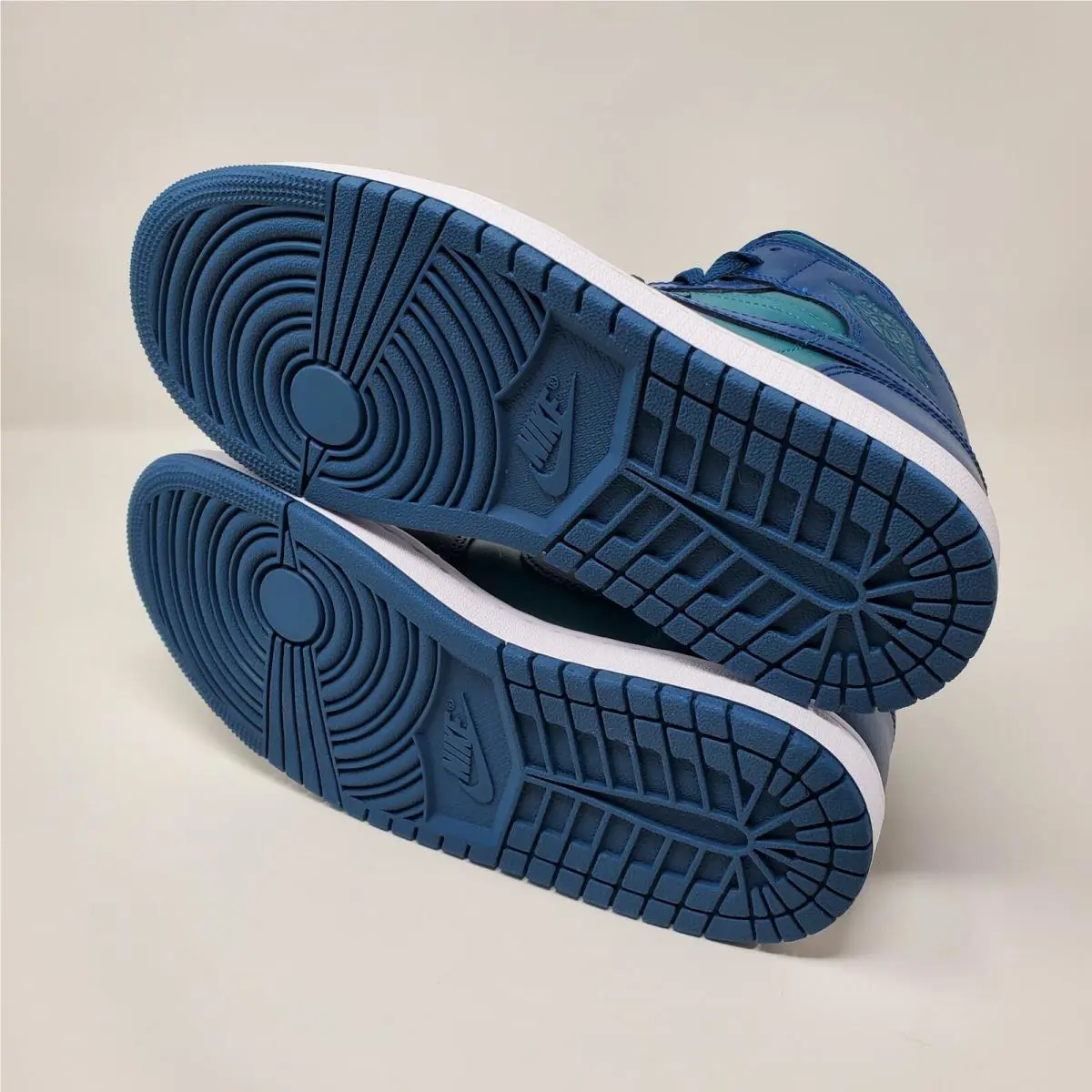 Nike shoes - Air Jordan 1 Mid - Air Mid - BQ6472-301 - Blue 6