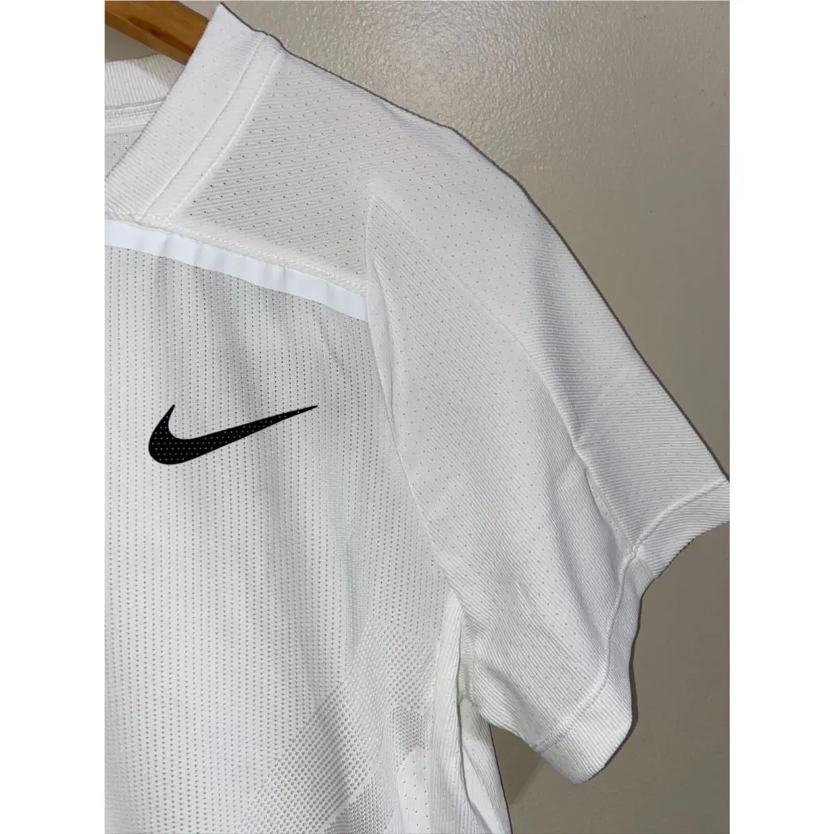 Nike clothing - DD8540-100 - DD8540-100 - White 3