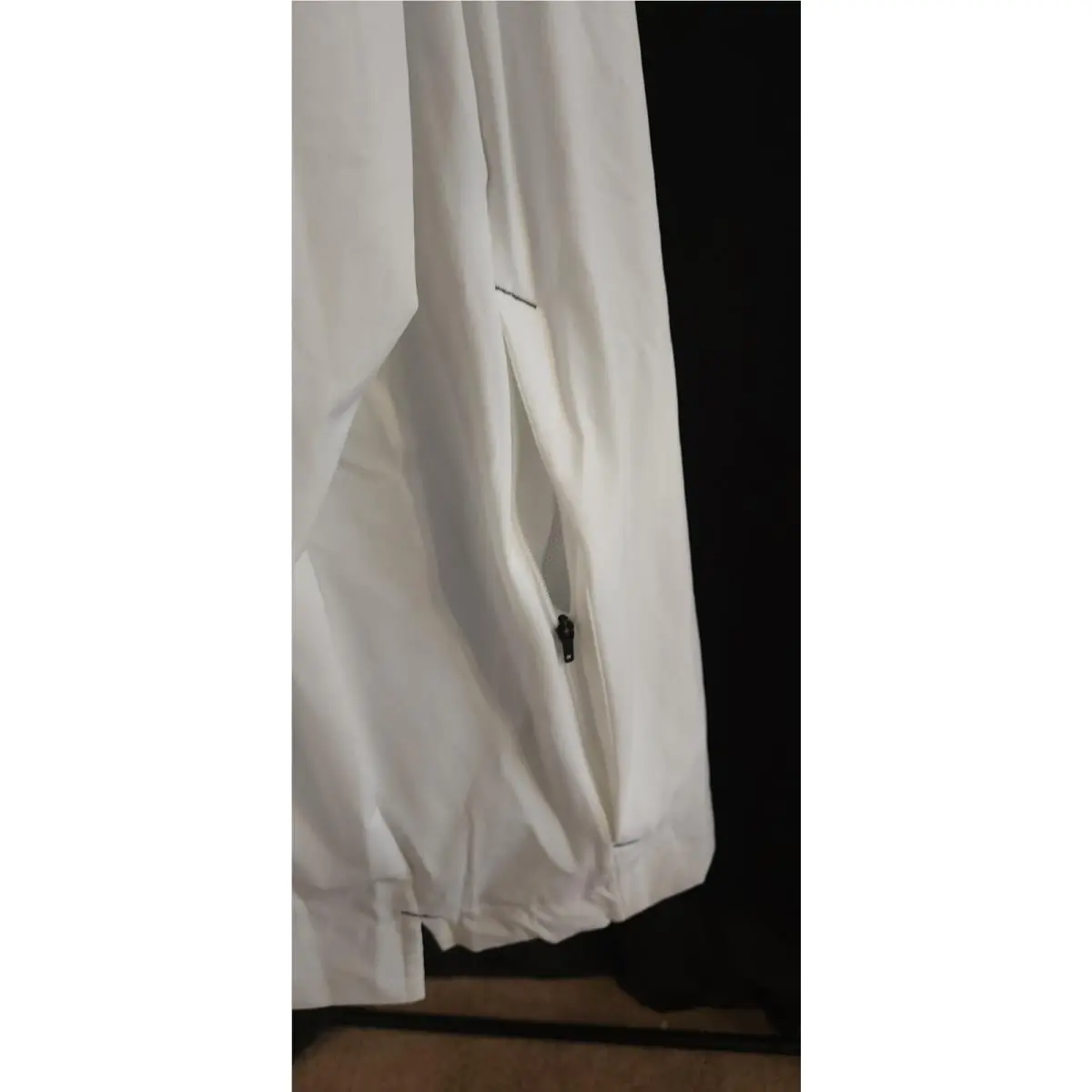 Nike clothing - White 3