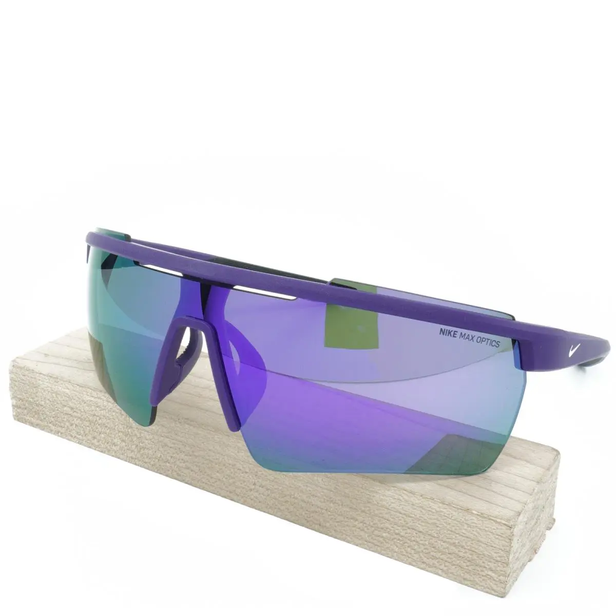 CW1167-547 Mens Nike Windshield Elite 20 Sunglasses - Frame: Court Purple/ White