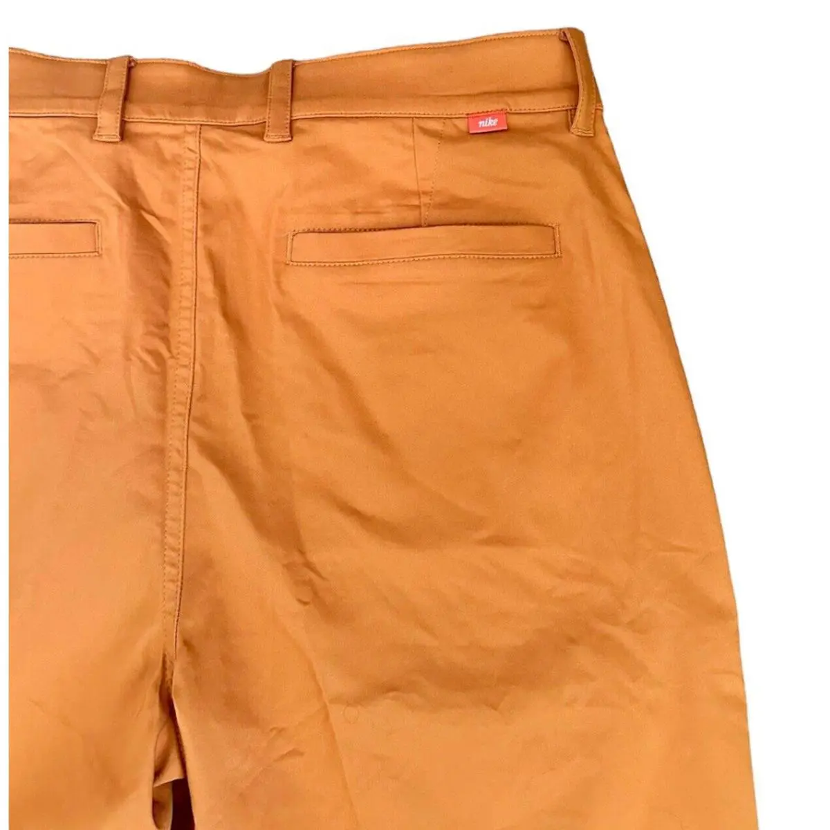 Nike clothing - Orange (UPC: 195240747607) 1