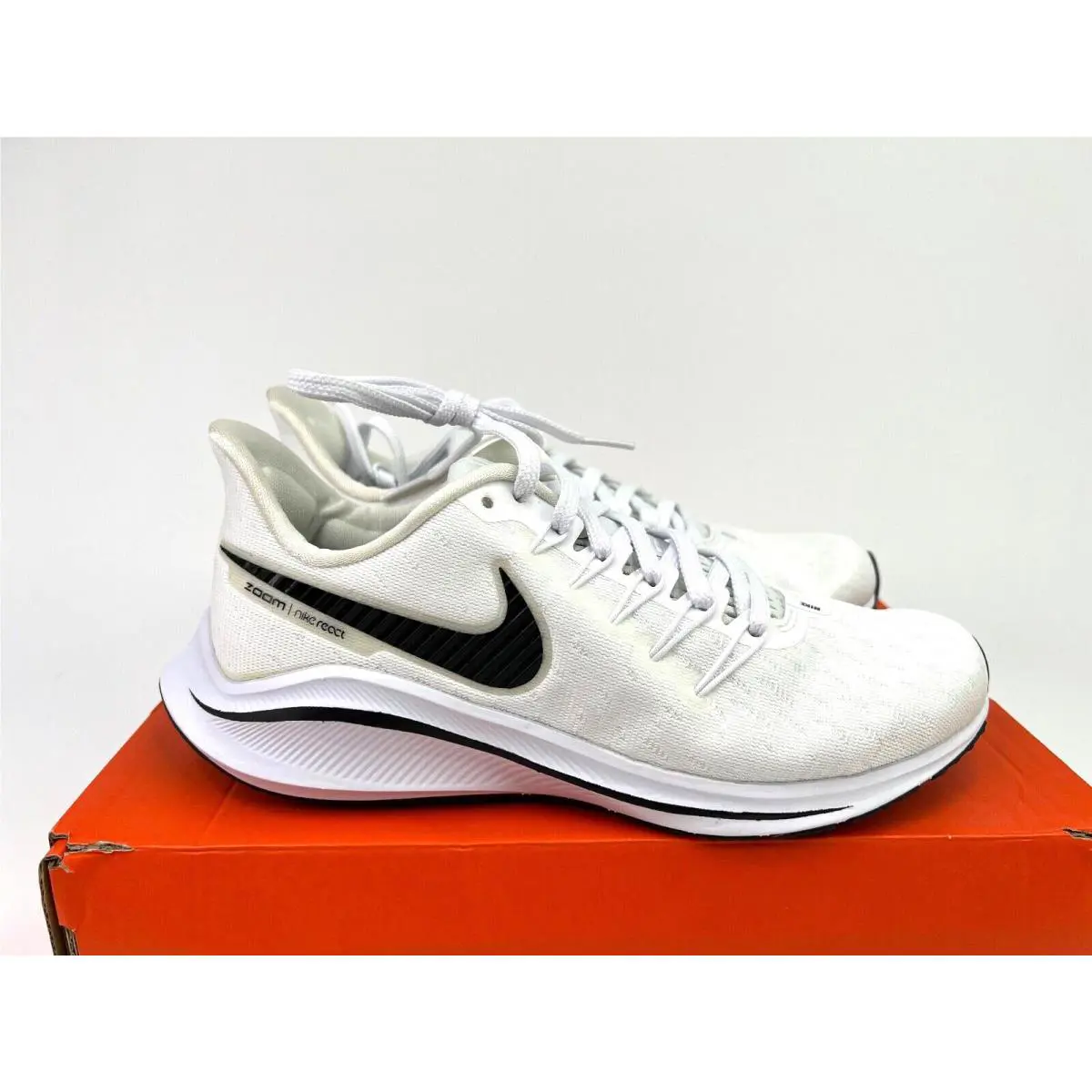 Nike shoes - Nike Air Zoom Vomero - Air Zoom Vomero - CW9068-100 - White 0
