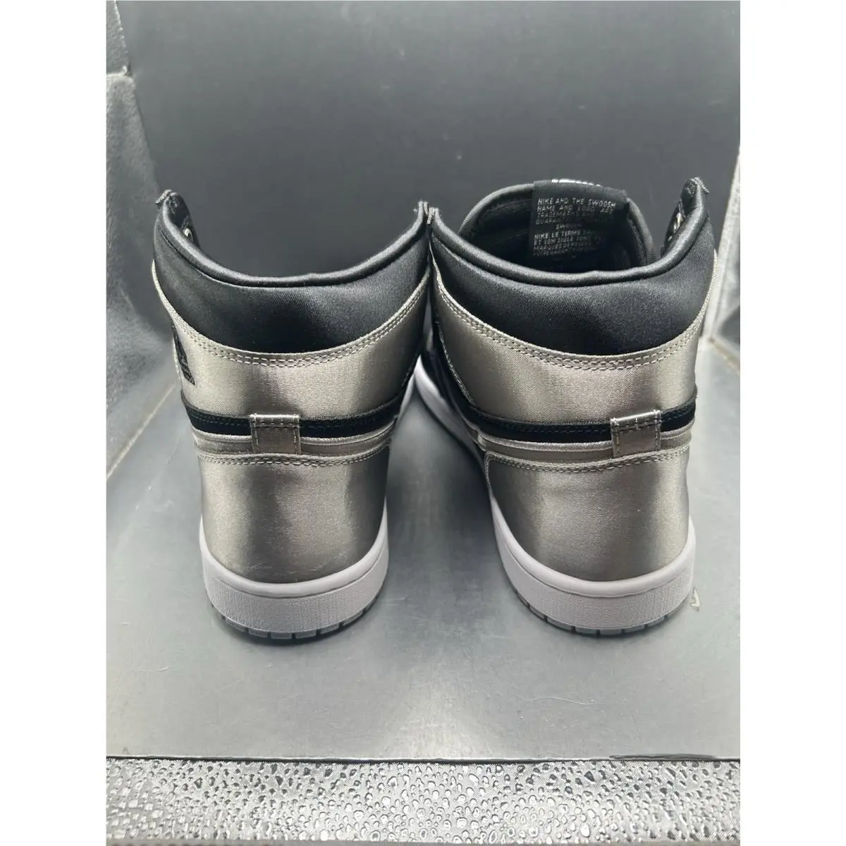 Nike shoes - Nike Air Jordan 1 - Air - FD4810-010 - Silver 4