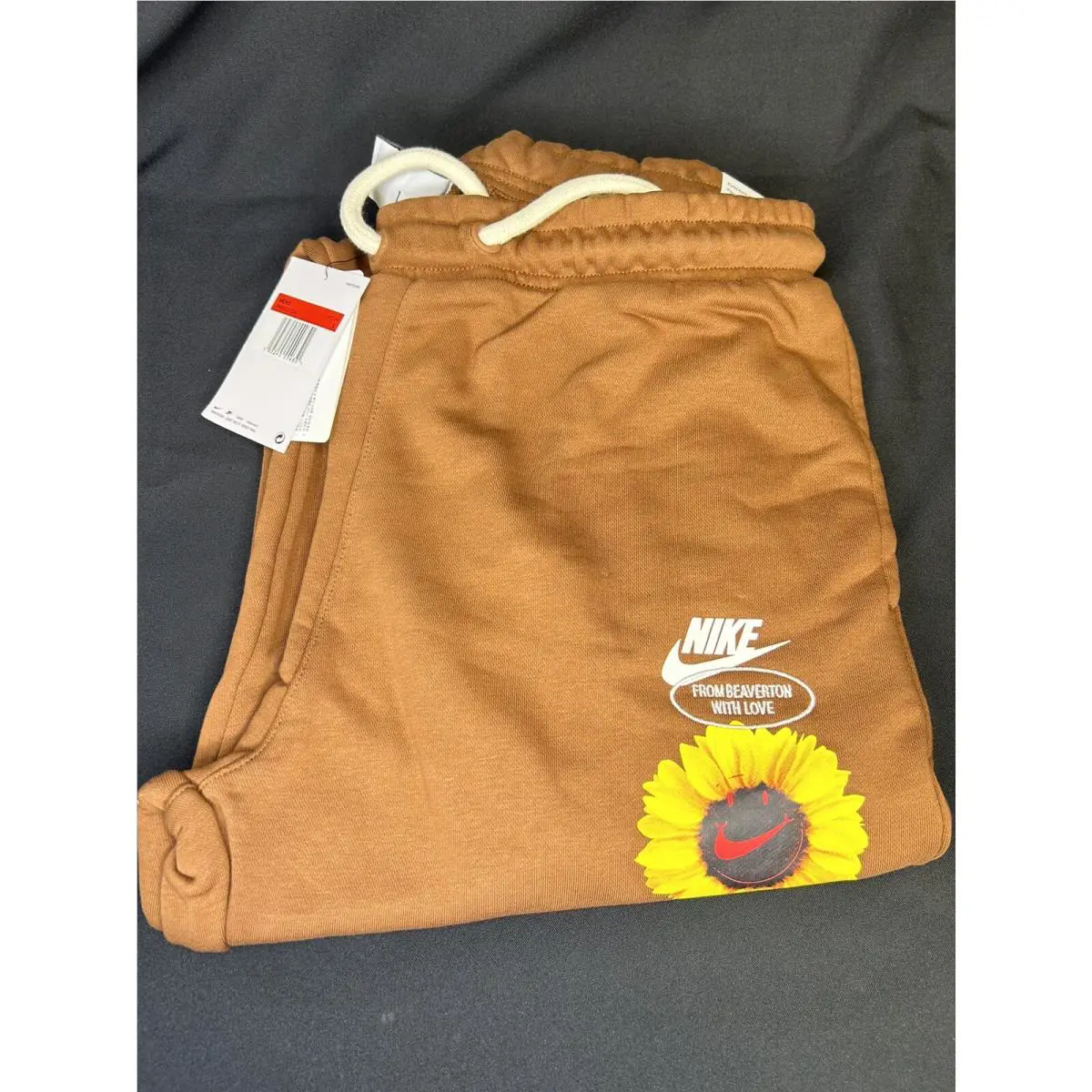 Nike clothing - Brown 2