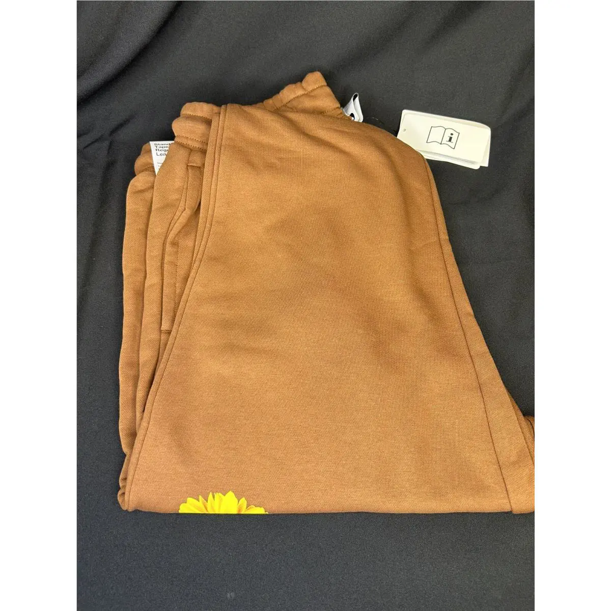 Nike clothing - Brown 3