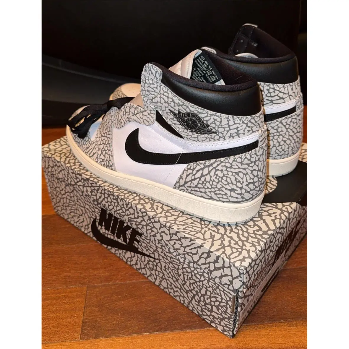 Nike shoes - Air Jordan 1 - Air - DZ5485-052 - Gray 0