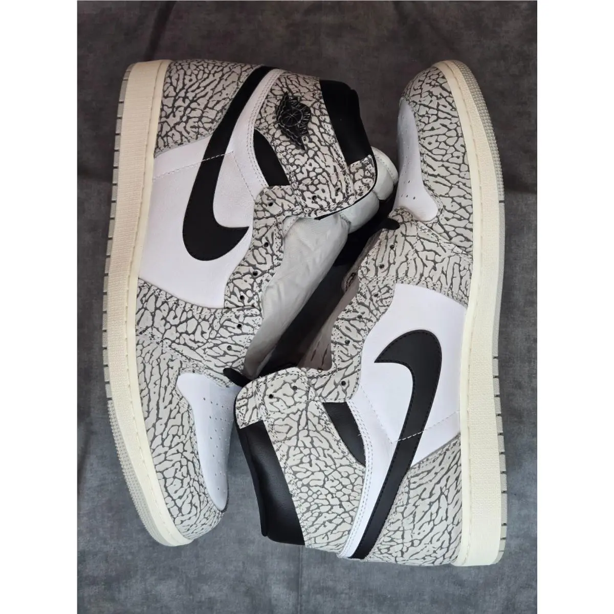 Nike shoes - Nike Air Jordan 1 Retro High OG - DZ5485-052 - White 2