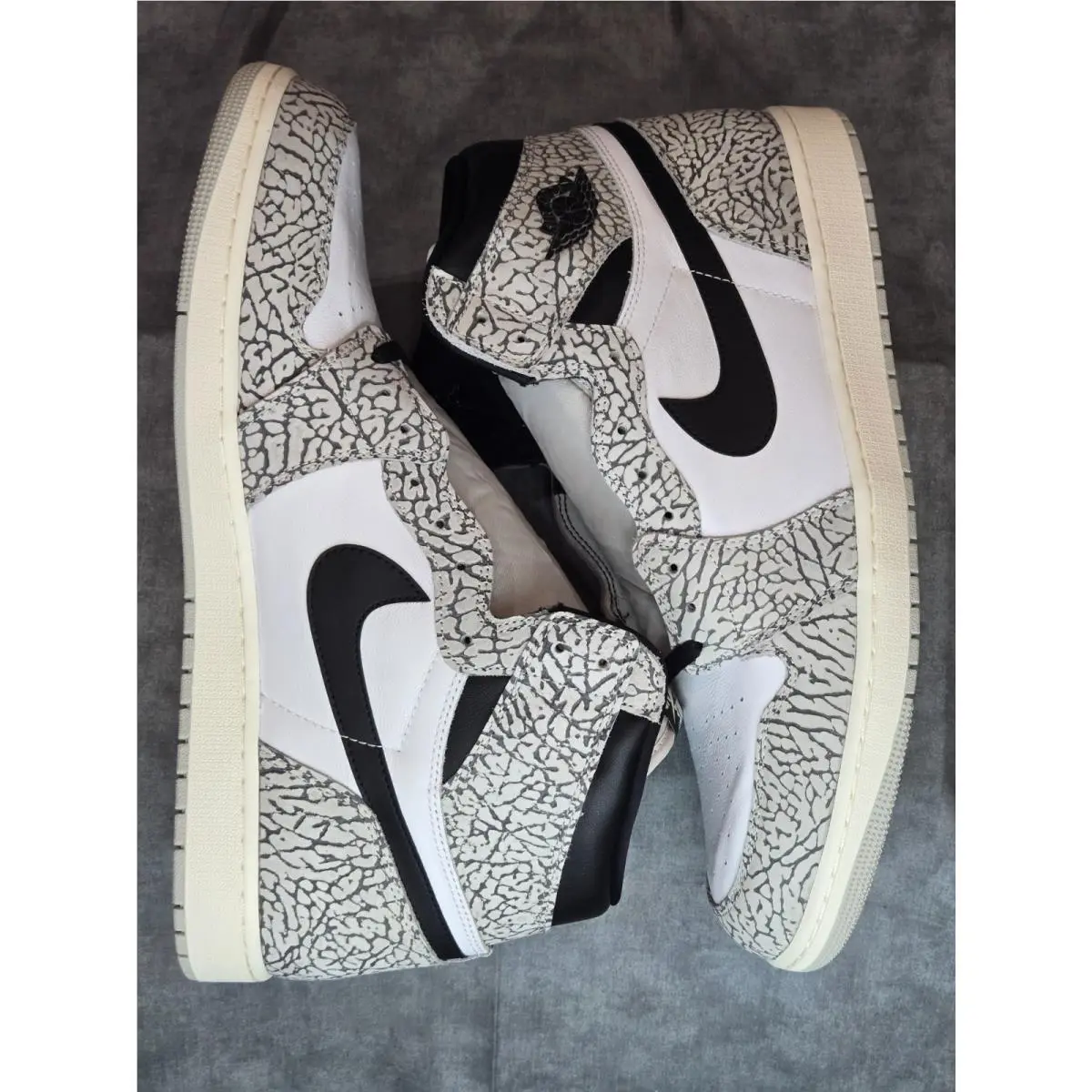 Nike shoes - Nike Air Jordan 1 Retro High OG - DZ5485-052 - White 3