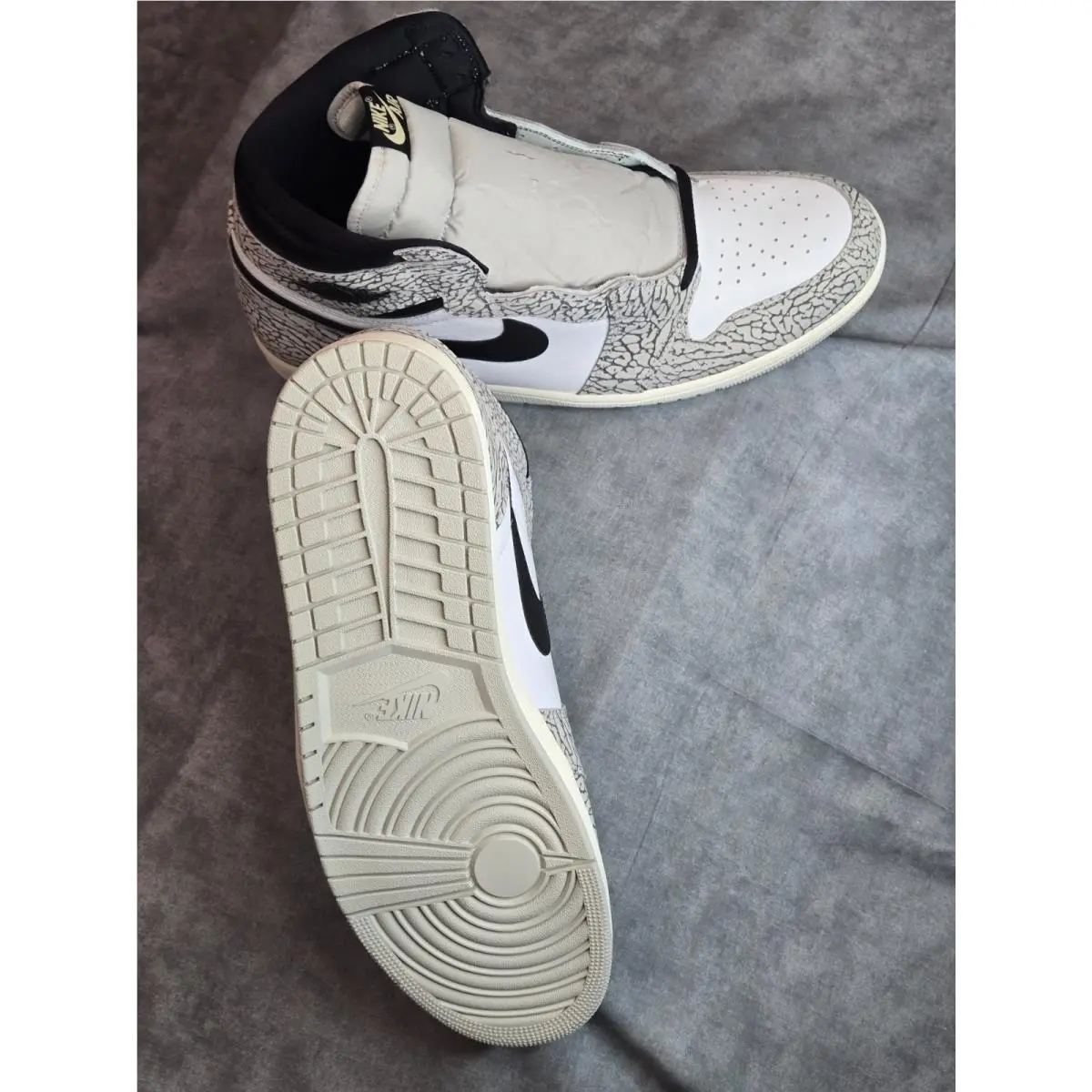 Nike shoes - Nike Air Jordan 1 Retro High OG - DZ5485-052 - White 5