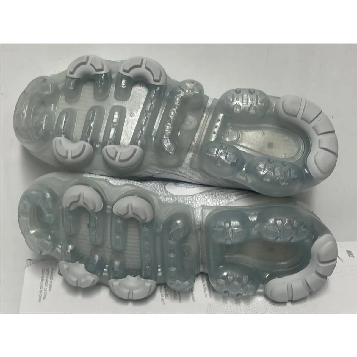 Nike shoes - Nike Air VaporMax Flyknit - Air VaporMax Flyknit - AJ6910-100 - White (UPC: 192499378224) 6