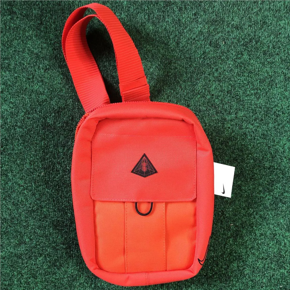 Nike Kyrie Irving Shoulder Bag DH7158-673 Red Infrared Crossbody