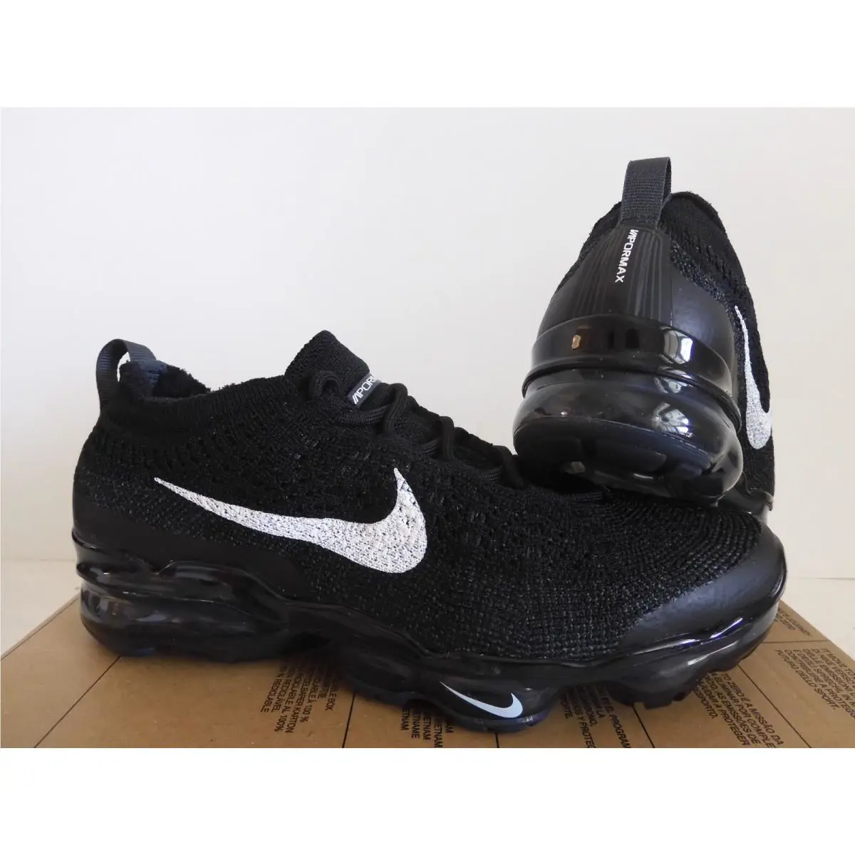 Nike shoes - Nike Air VaporMax Flyknit - Air VaporMax Flyknit - DV6840-002 - Black (UPC: 196604340939) 0