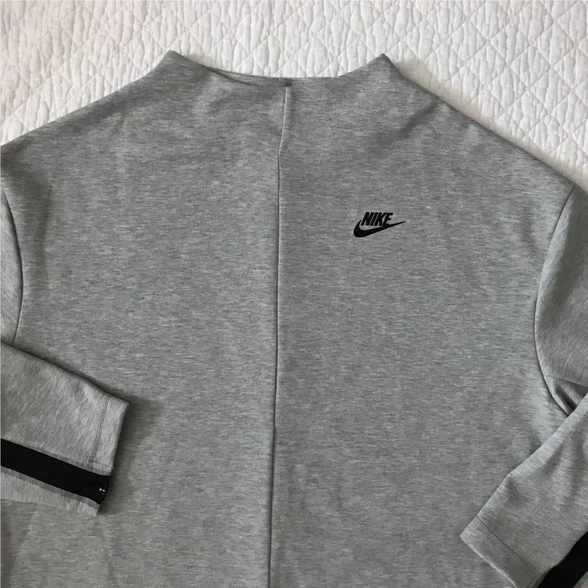 Nike clothing - CZ8916-063 - CZ8916-063 - Gray 4