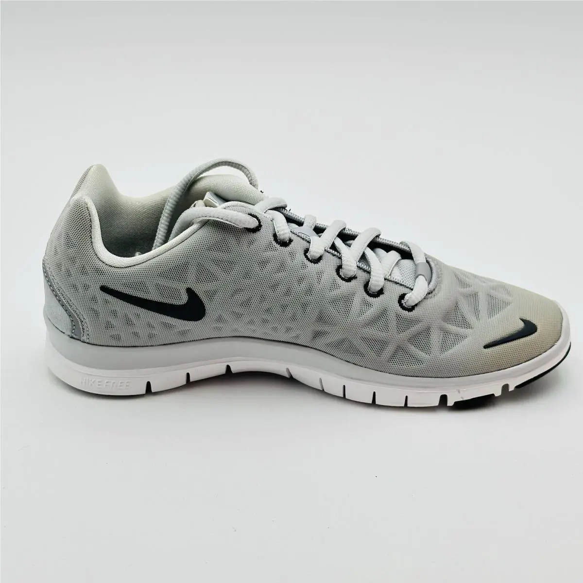 Nike shoes - Nike Free TR - Free - 555158 008 - Gray 3