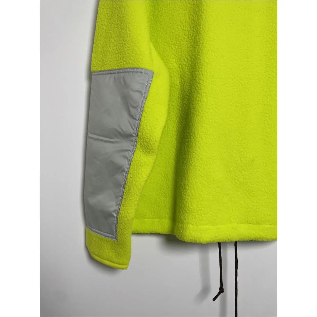 Nike clothing - Nike Sportswear Sport Essentials+ - Sportswear Sport - DD5021 345 - Neon Green, Detail: Yellow Green (UPC: 195242976722) 13