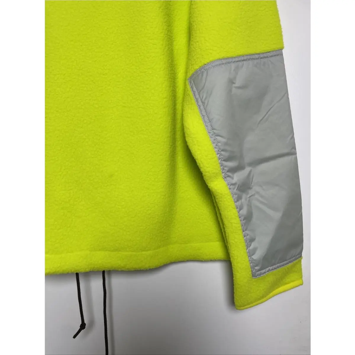 Nike clothing - Nike Sportswear Sport Essentials+ - Sportswear Sport - DD5021 345 - Neon Green, Detail: Yellow Green (UPC: 195242976722) 14