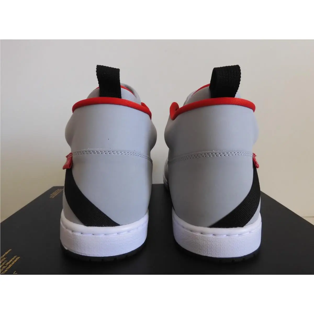 Nike shoes - Air Jordan Fadeaway - Air Fadeaway - AO1329060 - Gray (UPC: 884802057406) 2