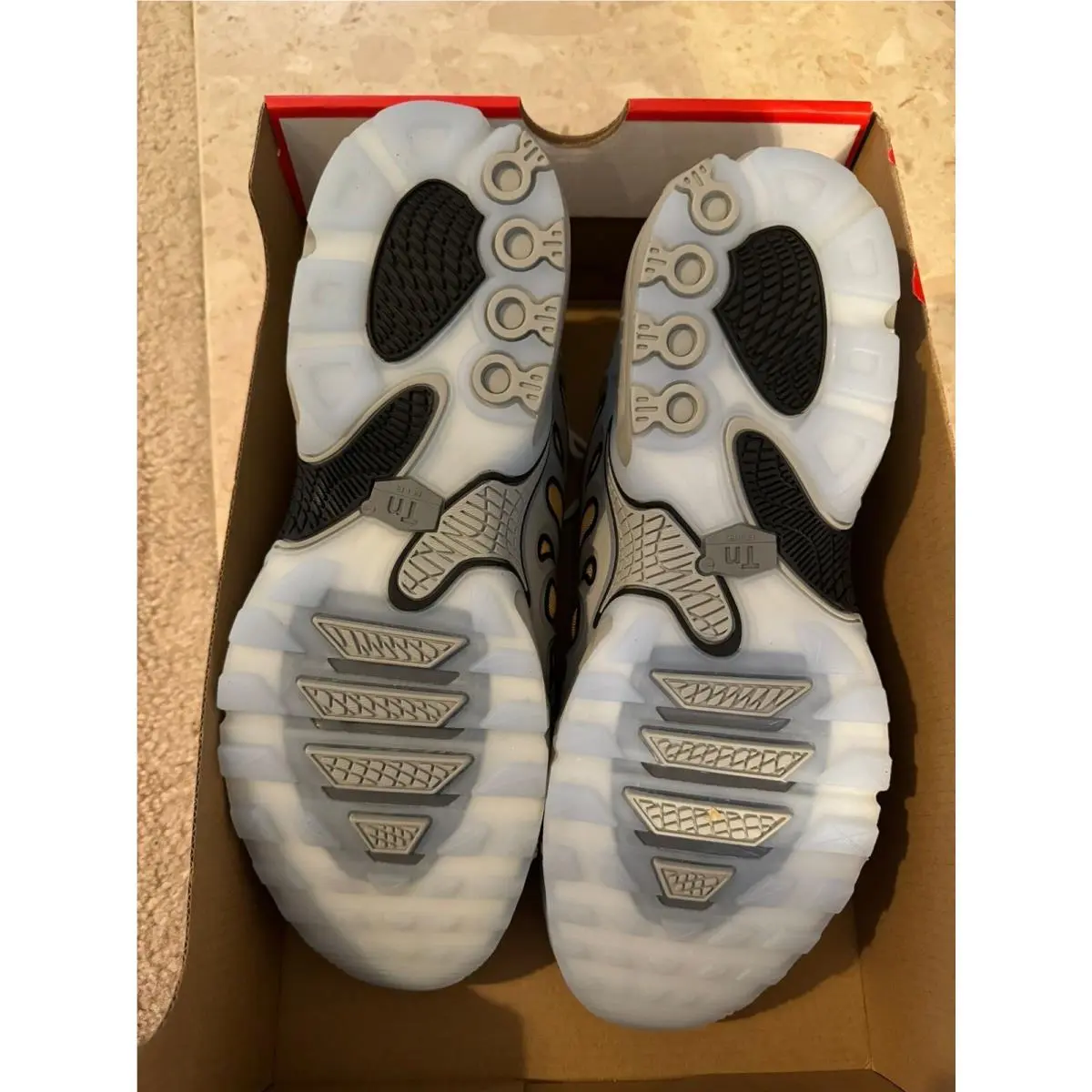 Nike shoes - Nike Air Max Plus - Air Max Plus - FD4290-002 - Gray 11