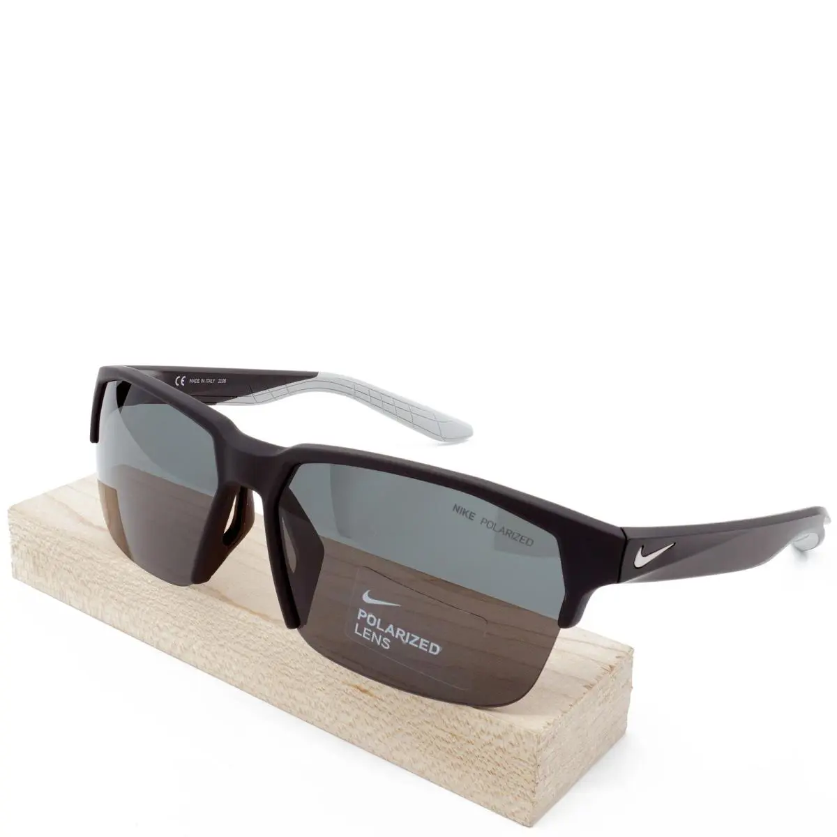 DM0994-020 Mens Nike Maverick Free Polarized Sunglasses - Frame: Black/Wolf Grey