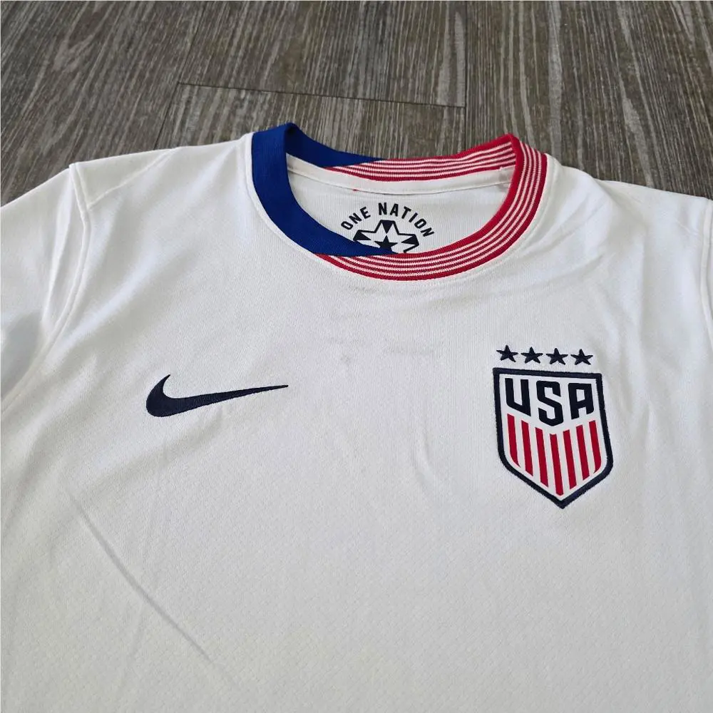 Nike clothing - White, Exterior: Multicolor 4