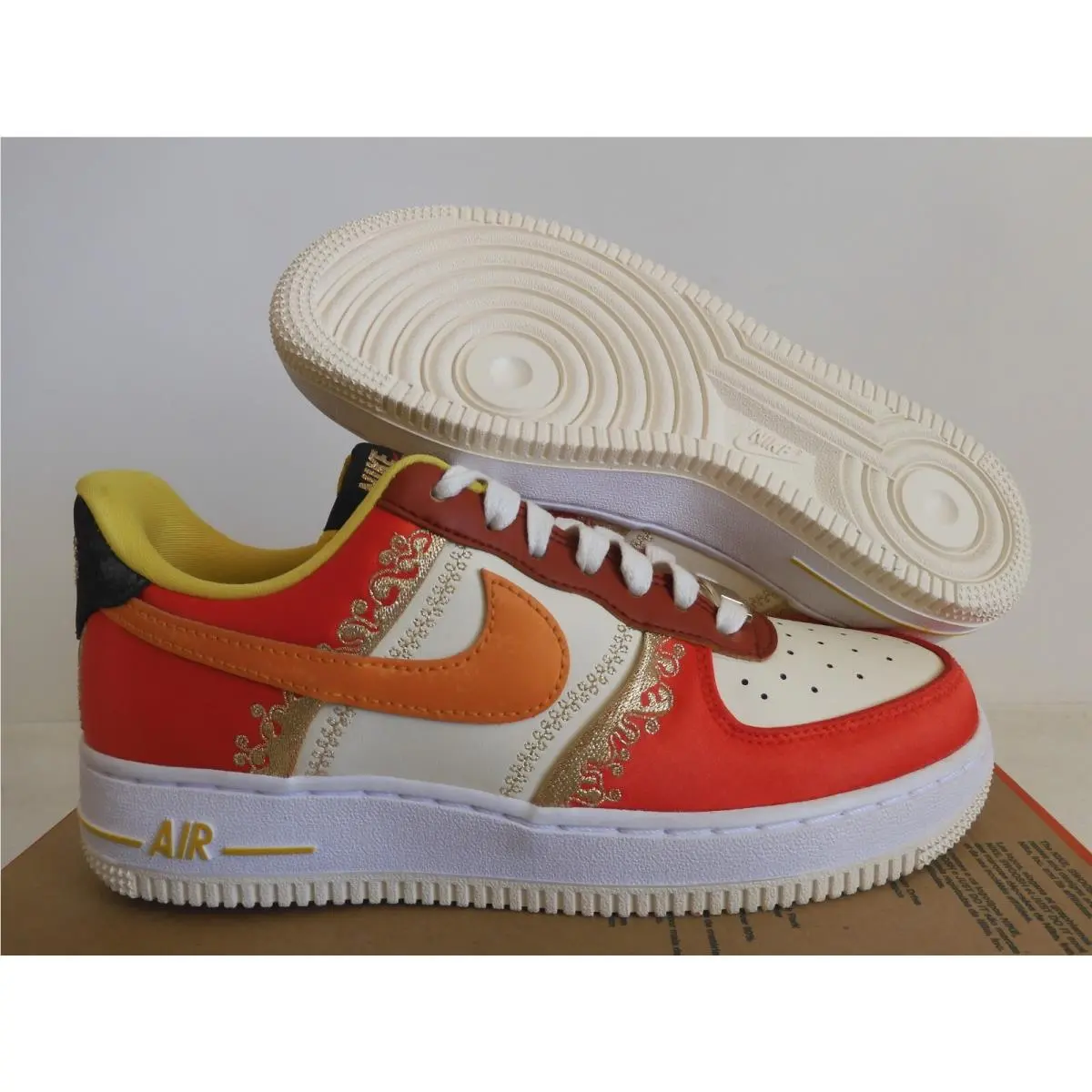 Wmns Nike Air Force 1 07 Premium `little Accra Habanero Red SZ 6.5 DV4462-600 - Red