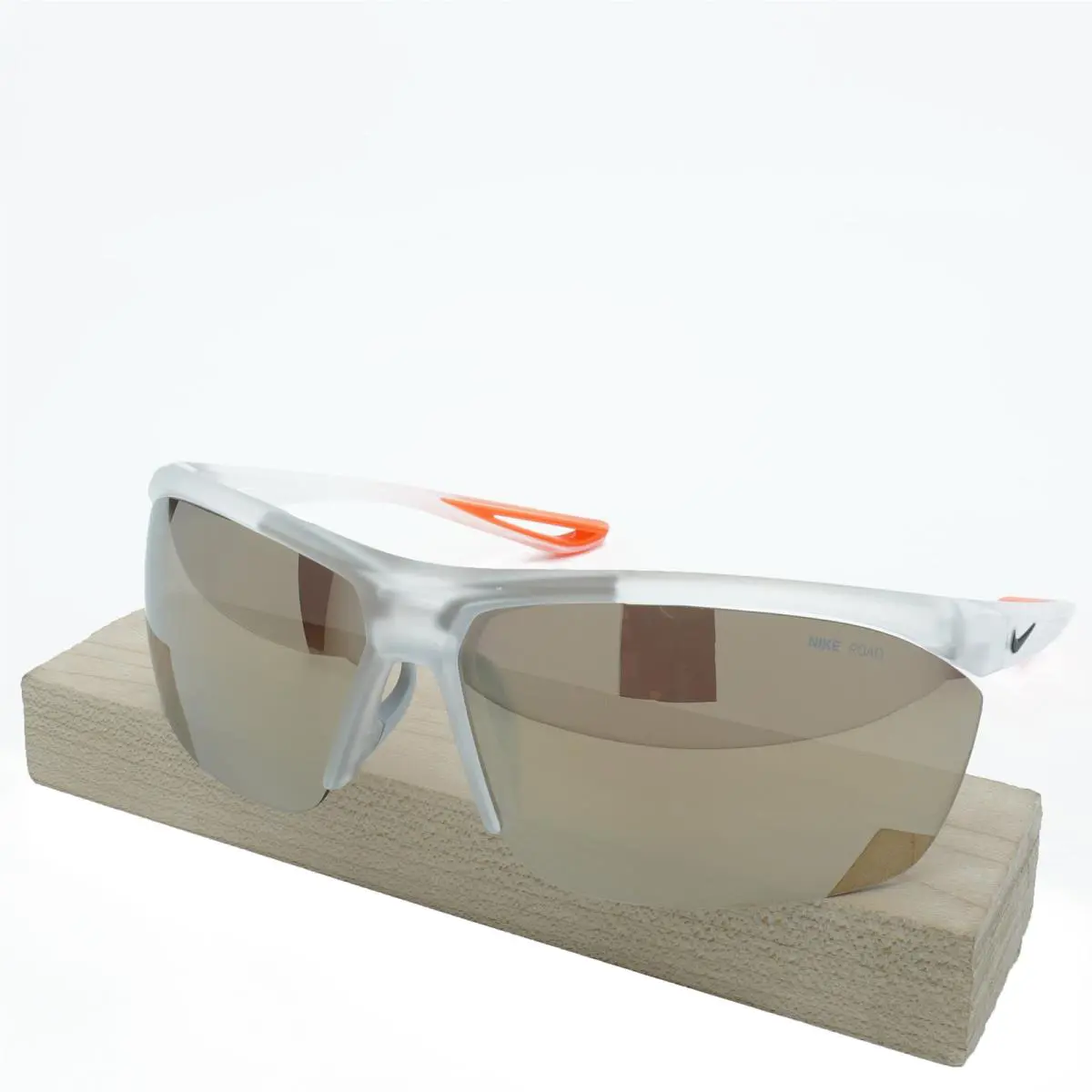 DQ4547-900 Mens Nike Tailwind Se Sunglasses