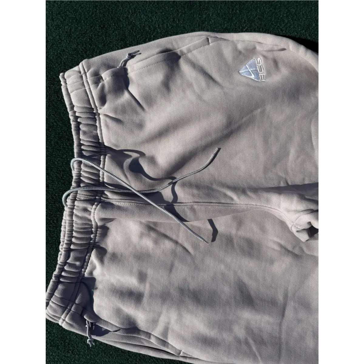 Nike clothing - Nike Men`s ACG Lungs Therma-FIT Repel Tuff Fleece Pants - FV8650009 - College Gray 11