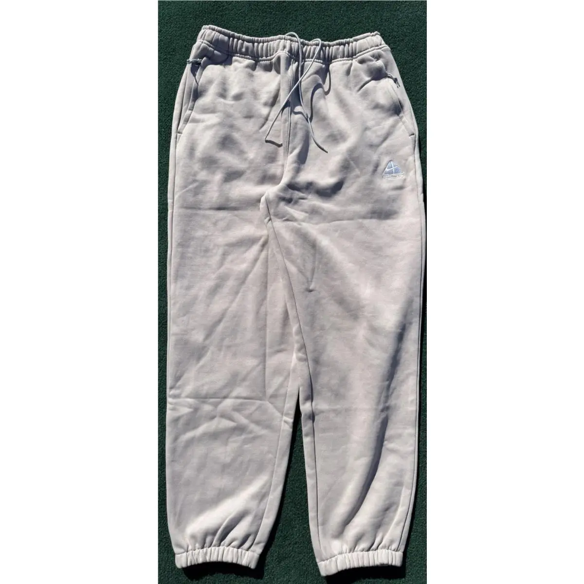 Nike clothing - Nike Men`s ACG Lungs Therma-FIT Repel Tuff Fleece Pants - FV8650009 - College Gray 12